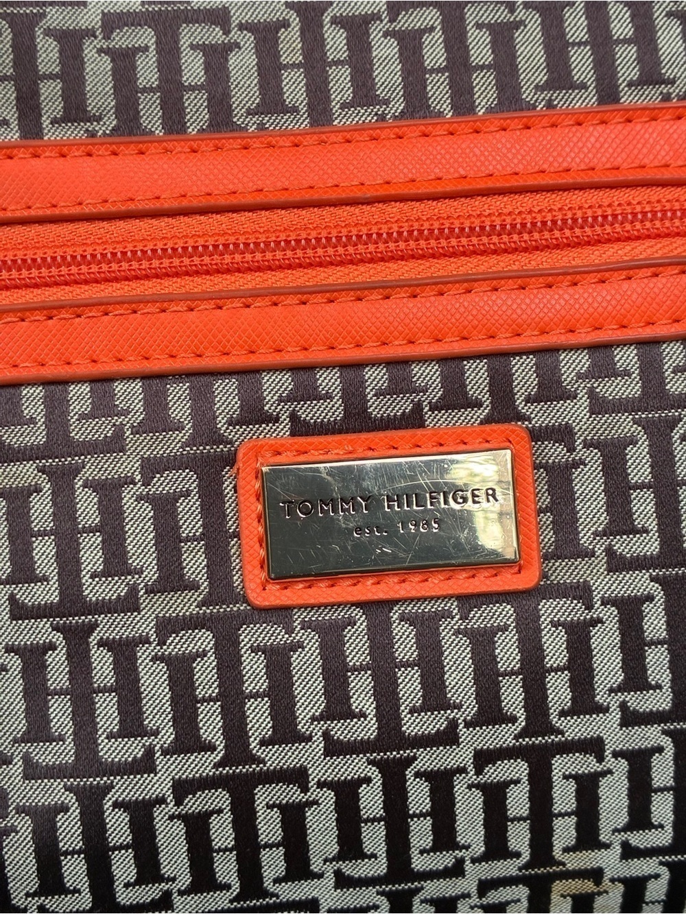 Tommy Hilfiger Brown Monogram Shoulder Bag with Orange Trim - Picture 6 of 11